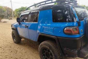Toyota FJ 