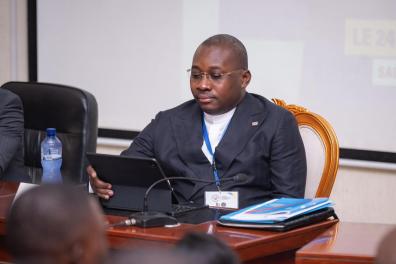 espace_etudiants Jean KATASI Auteur-�  