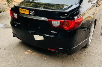 Toyota mark X 