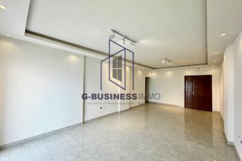 LOCATION DUN SUBLIME APPARTEMENT AVEC VUE SUR LE FLEUVE