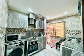 LOCATION DUN SUBLIME APPARTEMENT QUI DISTRIBUE 2 CHS AUTONOMES 