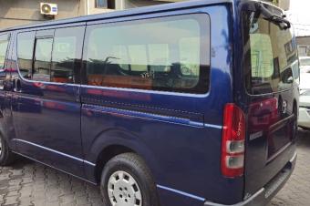 HIACE SANS PLAQUE A VENDRE 