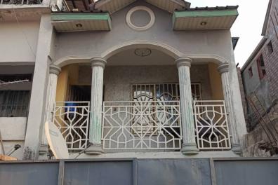 immobilier_vente_location Gracieux business   