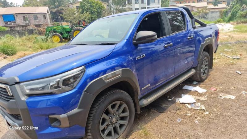 Mise en vente Toyota hilux