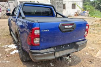 Mise en vente Toyota hilux