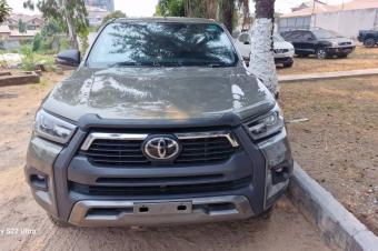 Mise en vente Toyota hilux