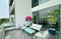 Location des 2 magnifiques apparts identiques + vue du Fleuve à usage résidentiel ou professionnel ayant 3CHS + 3 salles d’eau + wc visiteurs, etc. Aux alentours de la Gombe mediacongo