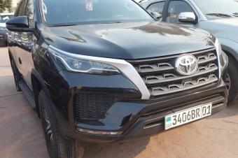 Toyota Fortuner 2023