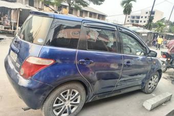 TOYOTA IST A VENDRE 