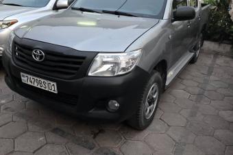 TOYOTA HILUX 2015 A VENDRE 