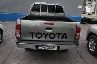 TOYOTA HILUX 2022 A VENDRE 