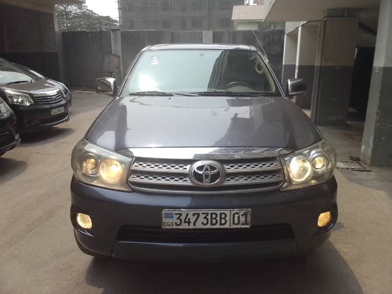 TOYOTA FORTUNER A VENDRE 