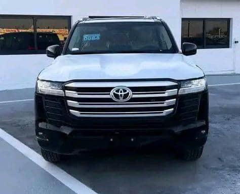 Toyota Land cruiser VXR 2024 