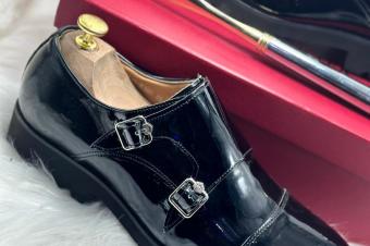 Chaussures homme disponibles 