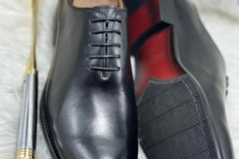 Chaussures homme disponibles 