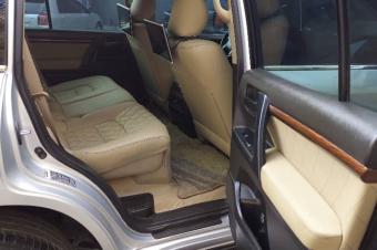 Land Cruise gxr modifier 2022 essence automatique v6 Kilomtrage 22000 camra de recul intrieur cuire Prix 38000  discuter