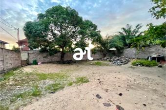 VENTE TERRAIN CLTURE DE  462m  KINSHASANGALIEMA