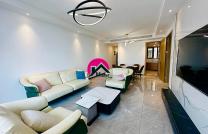 Opportunité unique d’acquérir un appart de 130m² avec 2CHS autonomes, dans un immeuble 5 étoiles offrant divers avantages à Gombe, aux alentours de Pullman Hôtel mediacongo