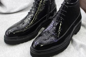 Chaussures homme disponible 