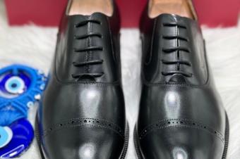 Chaussures homme disponibles 