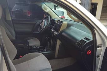 Toyota prado txl 2013 diesel manuelle moteur 5l Kilomtrage 52000 frigo 3 banquette Prix 29500  discuter
