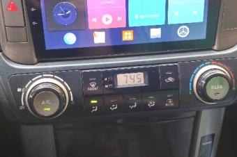 Toyota prado txl 2013 diesel manuelle moteur 5l Kilomtrage 52000 frigo 3 banquette Prix 29500  discuter