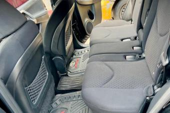  TOYOTA VANGUARD 2014  COULEUR DORIGINE PARTOUT PLAQUE BN MODLE 2014   2 BANQUETTES  KILOMTRAGE  22.500km FULL OPTIONS  CAPTEUR DE CHOC CLIMATIS   MOTEUR