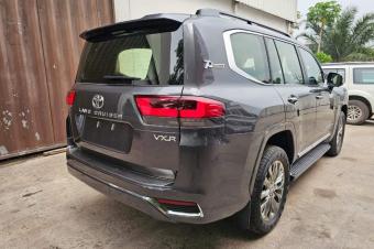 Toyota Land Cruiser VX.R 2023