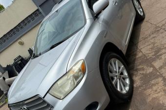 TOYOTA HIGHLANDER A VENDRE  KINSHASA 