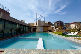 VILLA RECEMMENT CONSTRUITES AU SEIN DUNE CONCESSION MODERNE DE 20 VILLAS LEGEREMENT IDENTIQUES.