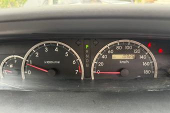 TOYOTA NOHA A VENDRE 