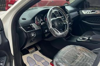 Mercedes GLE 2018  Diesel  6 cylindres  Toit panoramique  Couleur dorigine  Climatis  Volant gauche  Bote automatique  Moteur impeccable  Prix  70.000  discut lgrement  