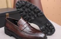Chaussures homme plusieurs marques disponibles  mediacongo