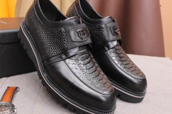 Chaussures homme disponible 