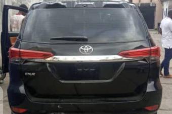 Toyota fortuner 2018