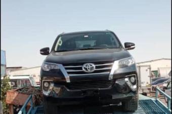 Toyota fortuner 2018