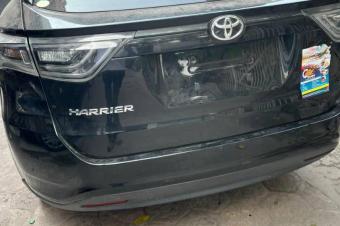 Toyota harrier nouveau 2017