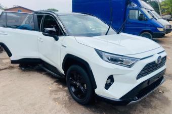 Toyota New rav hybride 2021