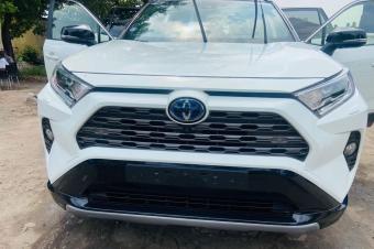 Toyota New rav hybride 2021