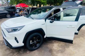 Toyota New rav hybride 2021