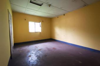 Vente parcelle  UPN non loin de macadam 