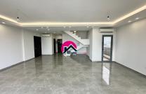 Location d’un magnifique appart en duplex + vue dégagée du Fleuve Congo avec 3CHS + 1CH nounou autonomes, dans un immeuble moderne à Gombe zone A mediacongo