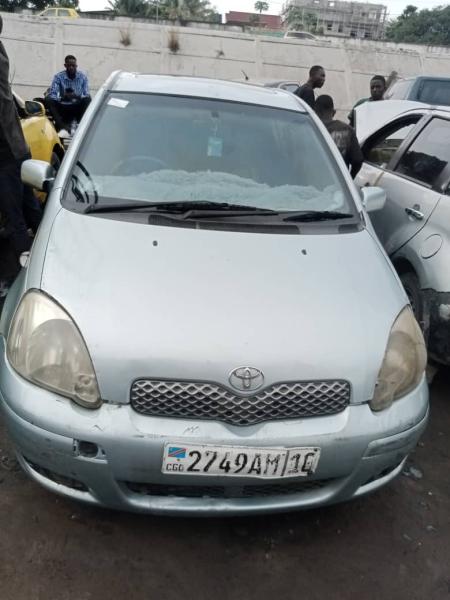TOYOTA YARIS A VENDRE 