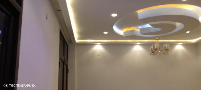 NGALIMAMTO ARRT BAHUMBU.  APPARTEMENTS 3 CH  Au rezdechausse  1 appartement de 3 chambres 2 salles de bain salon cuisine chauffe bain... Climatisation