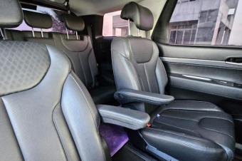 Hyundai  Palisade  Essence   Climatisation  Kilomtrage faible Couleur dorigine  Prix 35.000  Localisation appel  Offre 