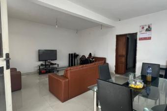 Parcelle avec maison dun niveau  vendre Commune de Mont Ngafula 