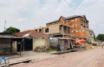 Parcelle mise en vente sur principale à ngiri ngiri place commercial  mediacongo