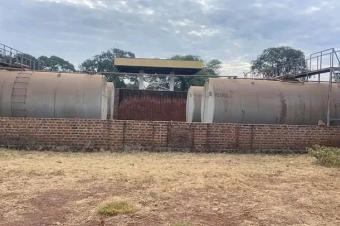 Entrept de carburant 15075 m avec les biens  vendre  Lubumbashi au prix de 2.500.000   discuter 
