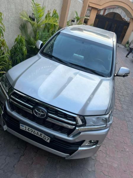 Toyota Land cruiser GXR 2022