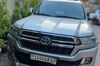 Toyota Land cruiser GXR 2022